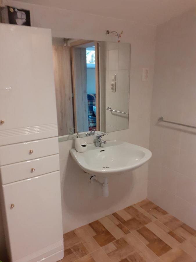 Csilla Apartman Balogunyom Buitenkant foto