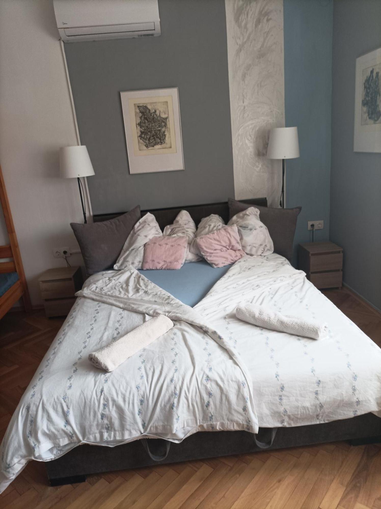 Csilla Apartman Balogunyom Buitenkant foto