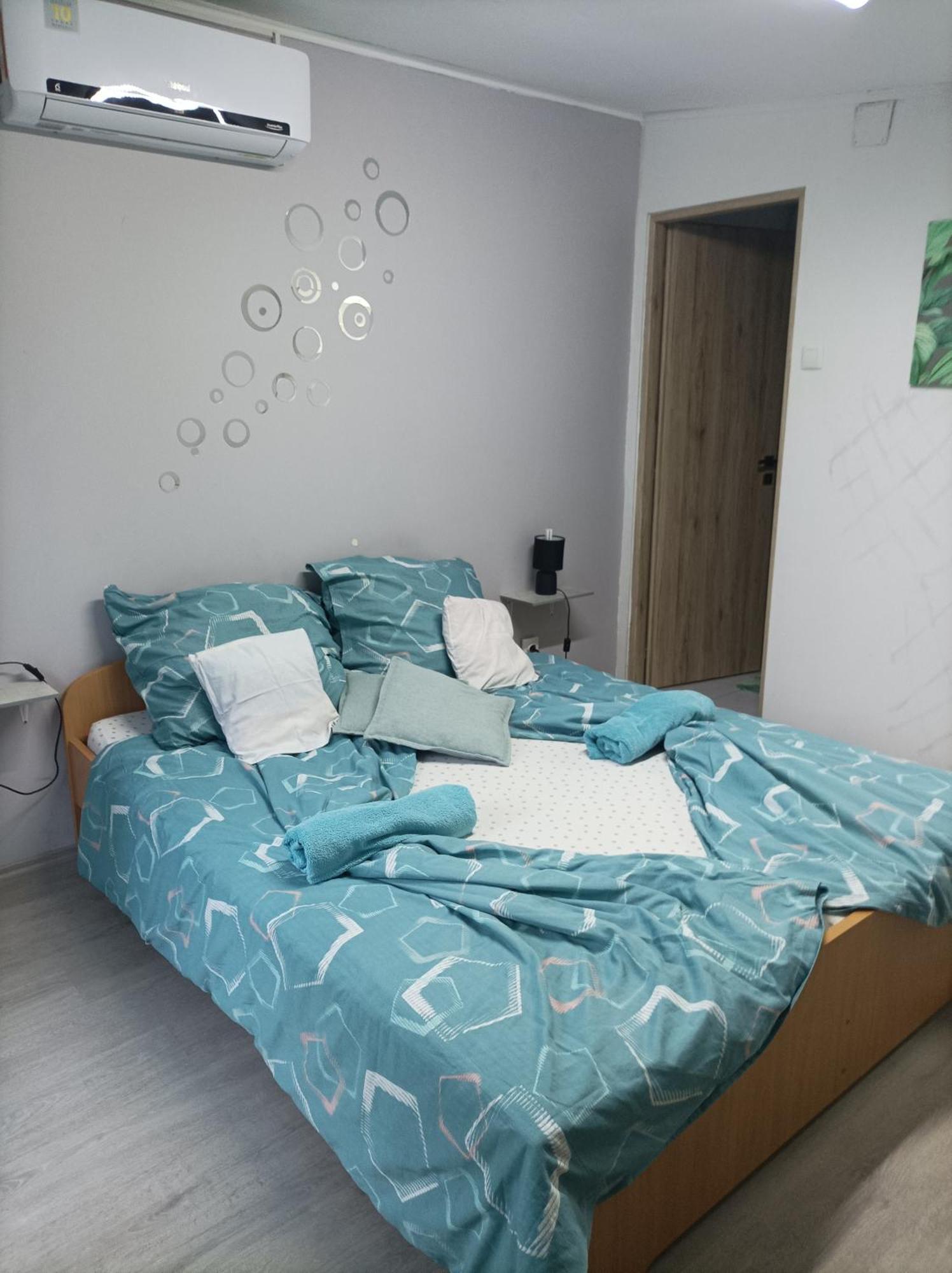 Csilla Apartman Balogunyom Buitenkant foto